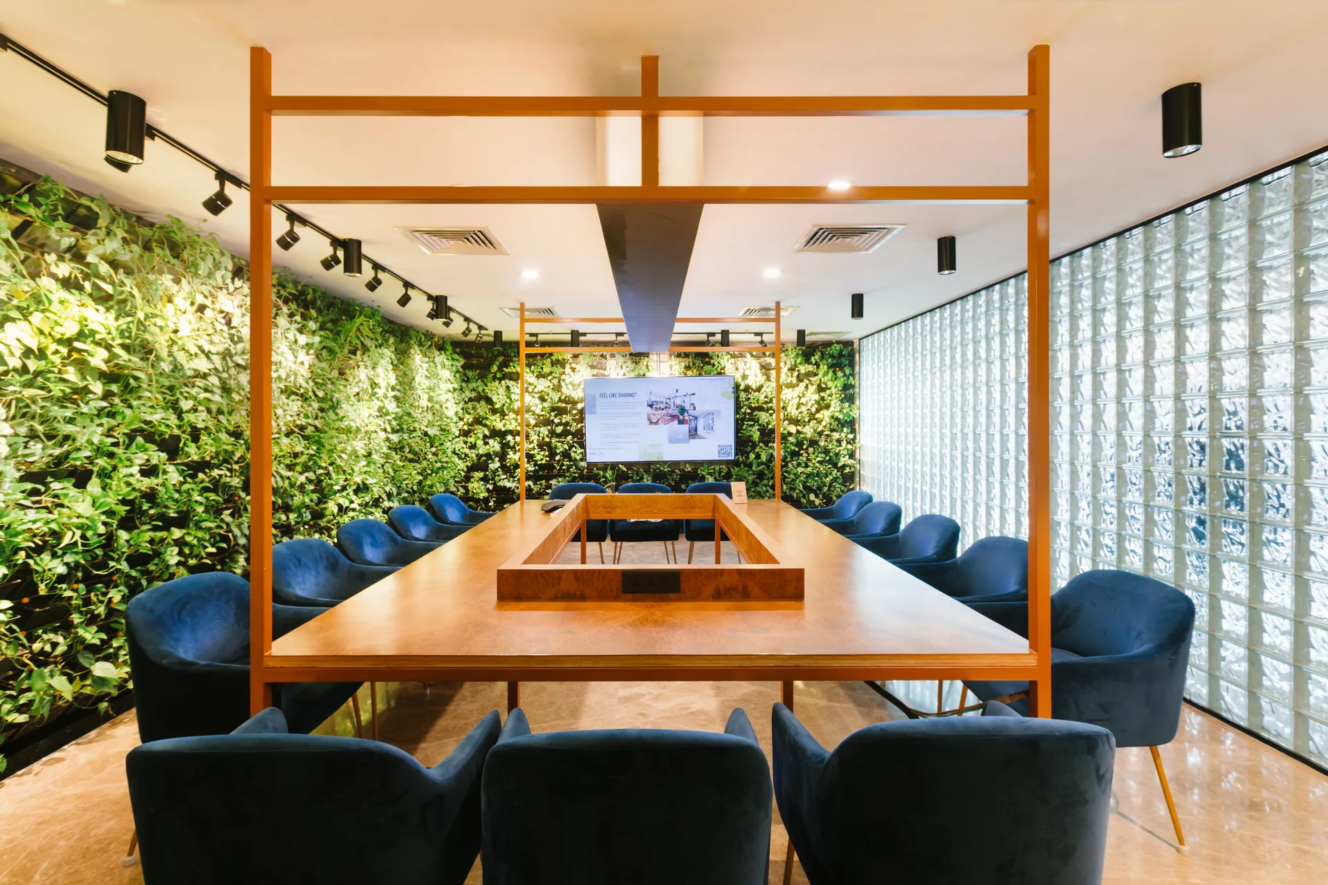 Enam Sambhav, WeWork