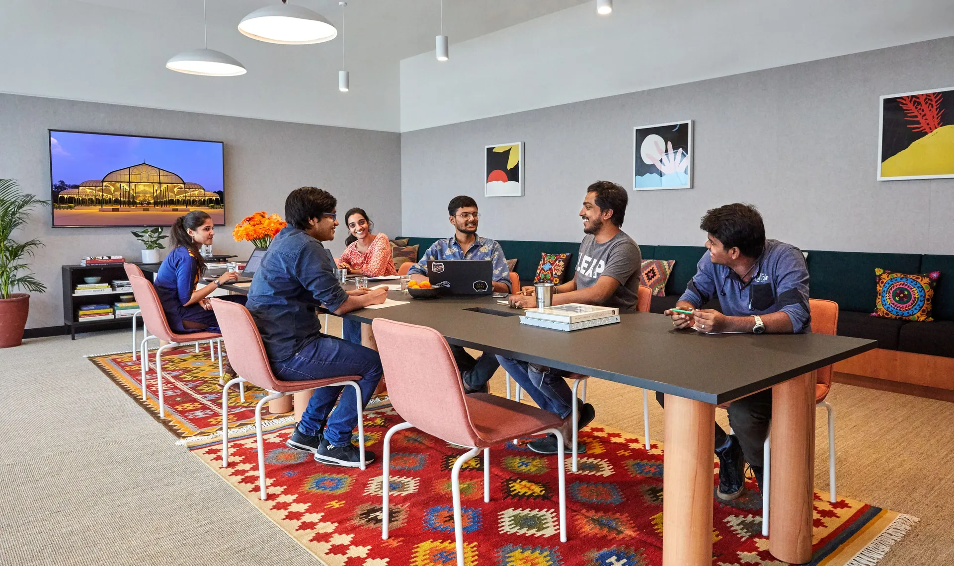 Fully equipped office suite